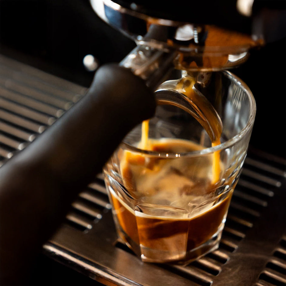 espresso-kaffanero-siebtraeger-zubereitung
